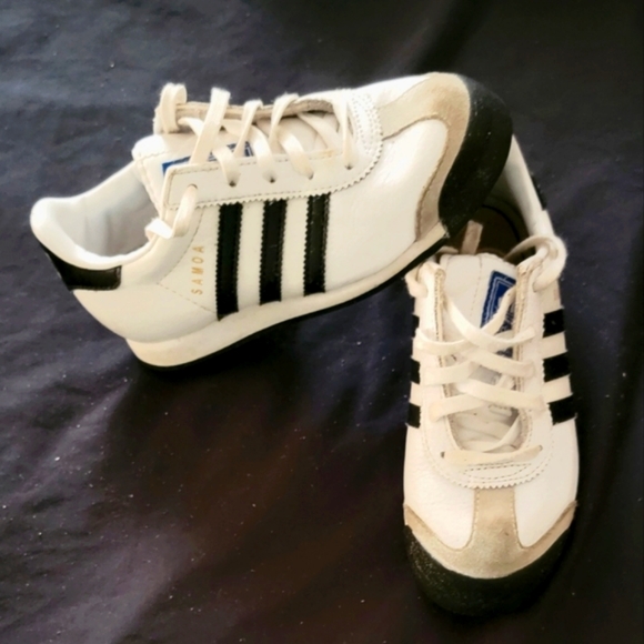 Adidas sneakers - Picture 2 of 4